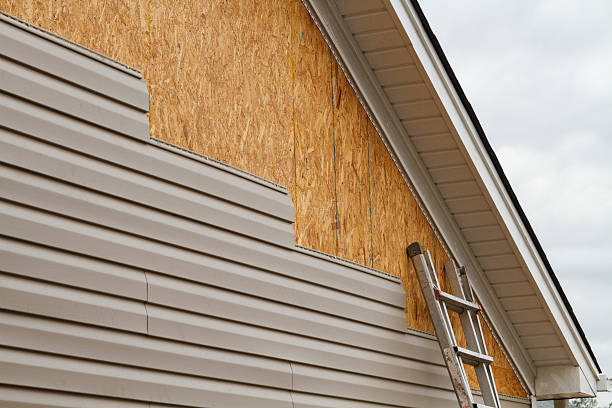 24/7 Emergency Storm Damage Siding Repair experts in Bridgewater, VA